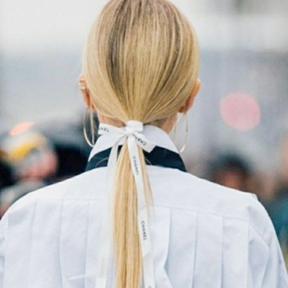 CHANEL Ribbon‎ Authentic Navy Blue & Gold Woven Ribbon 60 Inches - Picture 4 of 6